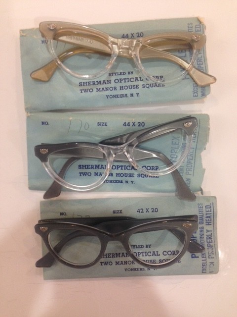 Clear cat eye glasses