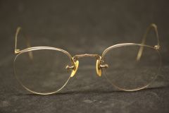 1880s glasses